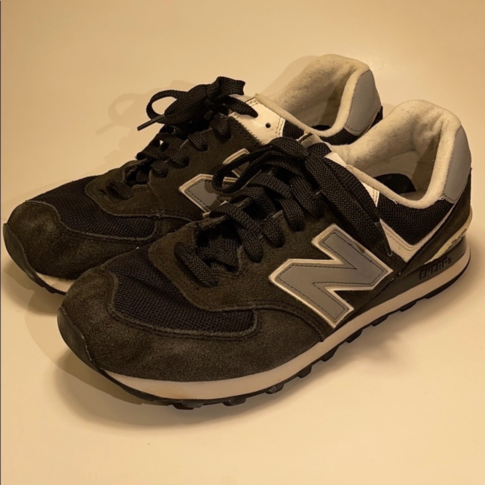 New Balance 574  Running Suede Vintage look Women’s 8.5 D wide
